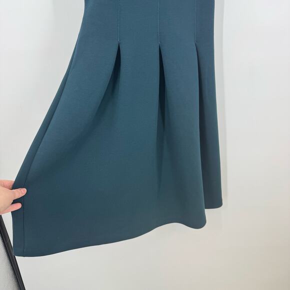 Athleta En Route Scuba Dress Small Tall Nordic Teal Racerback Modest 511522 - Picture 5 of 9